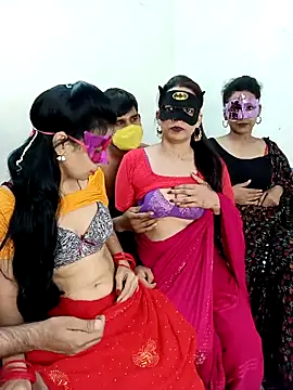 Snapshot of Sexy_kaira01 chatting on 10.16.25 Sexy kaira01 online show from 10.16.25