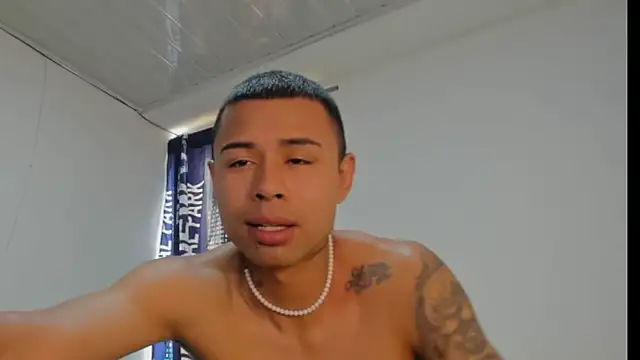  Logan Colton  online show from 09.22.25