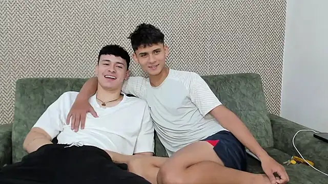 Snapshot of willy_sexxx18 chatting on 09.19.25 willy sexxx18 online show from 09.19.25