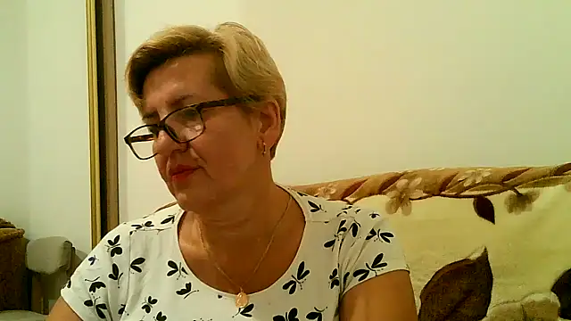 Dana4921 online show from 09.22.25