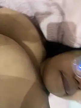 Snapshot of cariocasafada chatting on 09.27.25 cariocasafada online show from 09.27.25