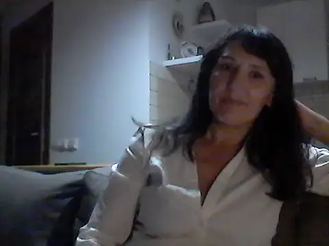 Snapshot of Elena48324 chatting on 09.18.25 Elena48324 online show from 09.18.25