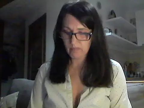 Elena48324 online show from 05.15.26