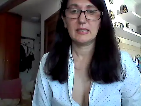 Elena48324 online show from 05.26.26