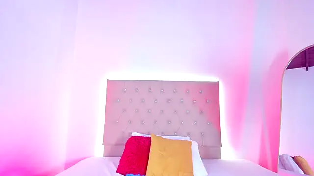 Zafiro  Brown online show from 10.07.25