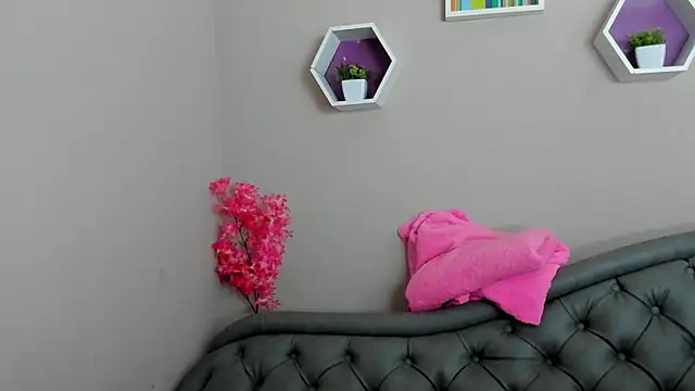 Dafne Mel online show from 09.09.25