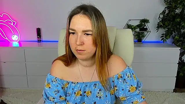 Snapshot of Sofii_darling chatting on 02.06.26 Sofii darling online show from 02.06.26