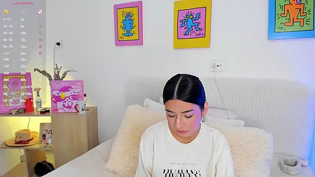 AprilAddams  online show from 10.10.25