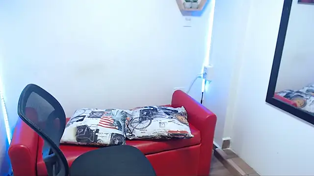 DIVAX MONSERRAT online show from 09.23.25