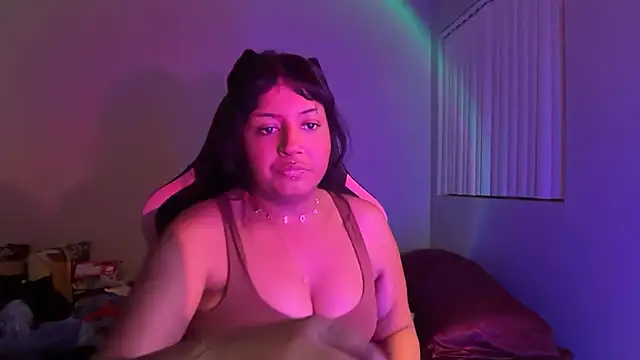 Snapshot of pressuremami chatting on 09.27.25 pressuremami online show from 09.27.25