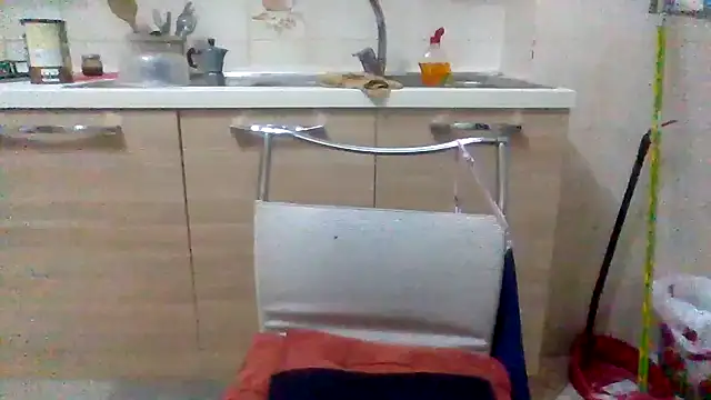 Snapshot of Kelly80 chatting on 09.18.25 Kelly80 online show from 09.18.25