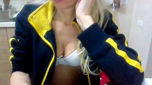 Kelly80 online show from 03.26.26