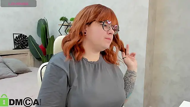 Snapshot of Michelle_Wilsson chatting on 10.13.25 Michelle Wilsson online show from 10.13.25