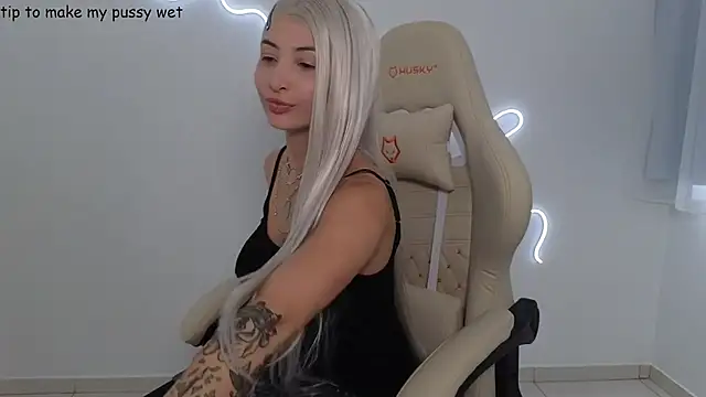 Snapshot of Miss-Brazil chatting on 02.17.26 Miss-Brazil online show from 02.17.26