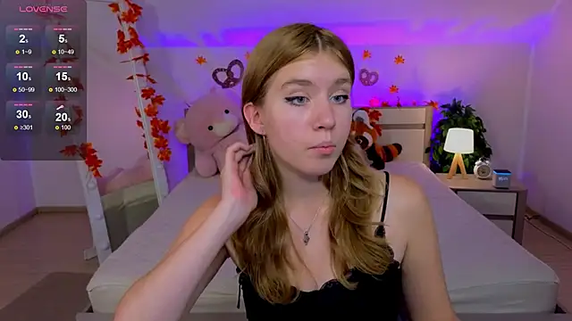 Iris Rain online show from 09.22.25