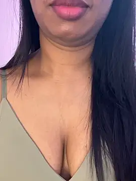Snapshot of tamil_Aarathi chatting on 04.19.26 tamil Aarathi online show from 04.19.26