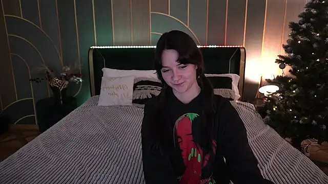 BerryDiva online show from 12.14.25