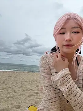 winter11 online show from 09.19.25