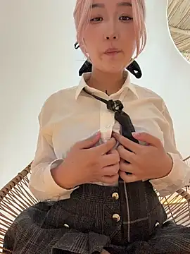 winter11 online show from 10.05.25