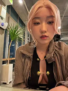 winter11 online show from 10.15.25