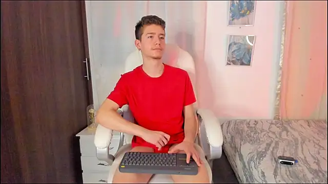 Snapshot of ThiagooJames chatting on 10.12.25 ThiagooJames online show from 10.12.25