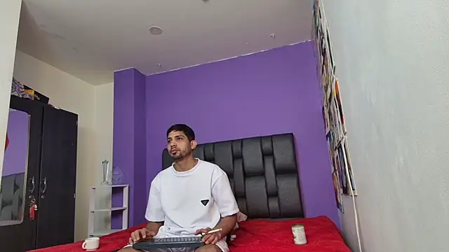 ashtoncooperr online show from 10.03.25