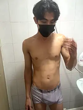 Snapshot of SongJinWoo007 chatting on 10.01.25 SongJinWoo007 online show from 10.01.25