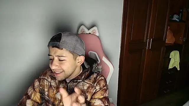 Aleecandrews online show from 10.13.25