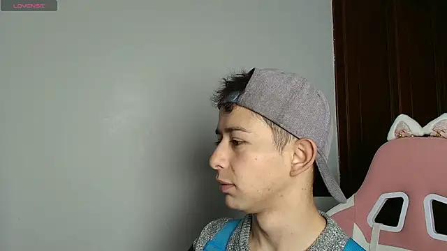 Aleecandrews online show from 10.17.25