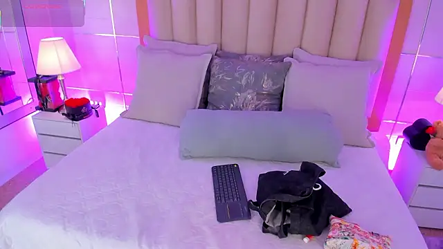 MaddieParker online show from 02.15.26