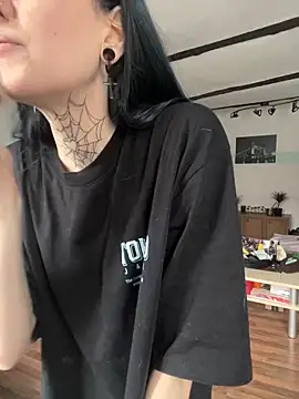 Snapshot of Seductively4_20 chatting on 10.16.25 Seductively4 20 online show from 10.16.25