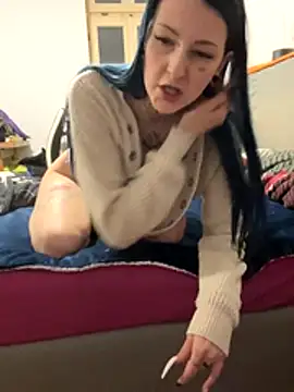 Snapshot of Seductively4_20 chatting on 10.26.25 Seductively4 20 online show from 10.26.25