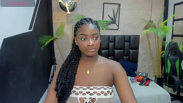 Snapshot of alana_bonny chatting on 04.29.26 alana bonny online show from 04.29.26