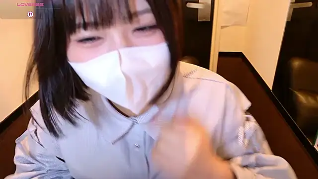 Snapshot of chii_chan_o0 chatting on 06.25.26 chii chan o0 online show from 06.25.26