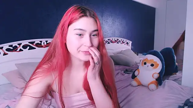 Lili Luuu online show from 01.11.26