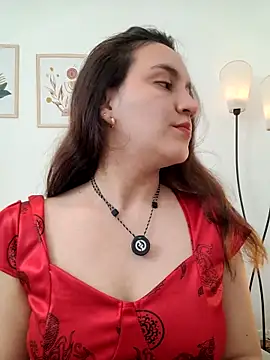 Snapshot of KattyHotson chatting on 05.05.26 KattyHotson online show from 05.05.26