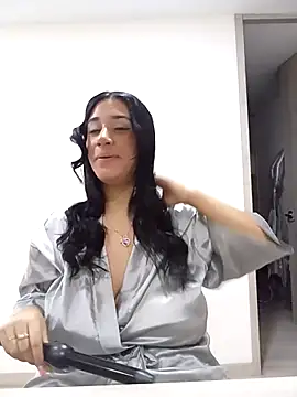 Samantha hotly online show from 10.15.25