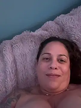 PrettyKittyMia online show from 10.08.25