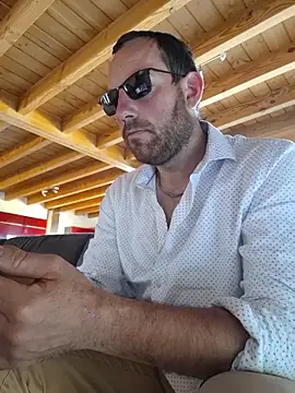 BrunJulienMetis online show from 04.06.26