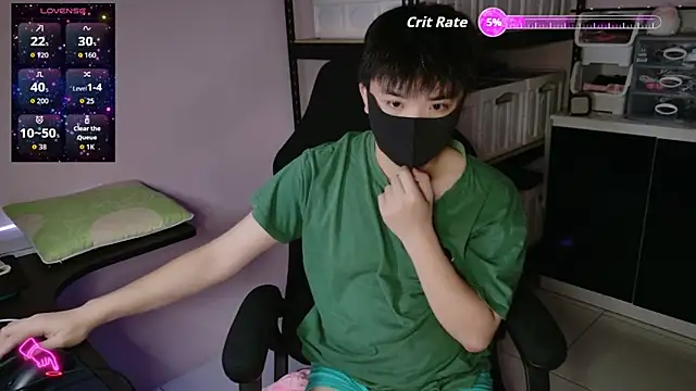 Snapshot of doggyman523 chatting on 12.22.25 doggyman523 online show from 12.22.25