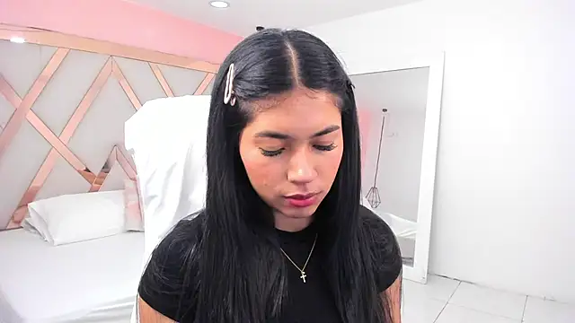 Snapshot of samantaa_shy chatting on 09.12.25 samantaa shy online show from 09.12.25