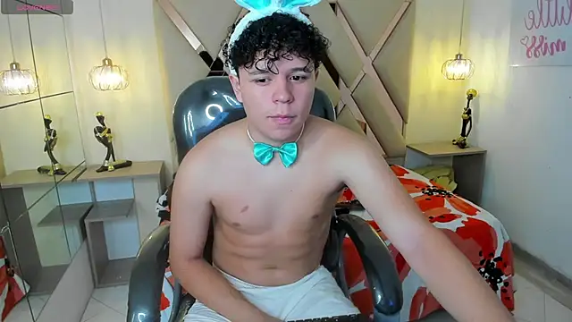 BenjaminBottonn online show from 09.19.25