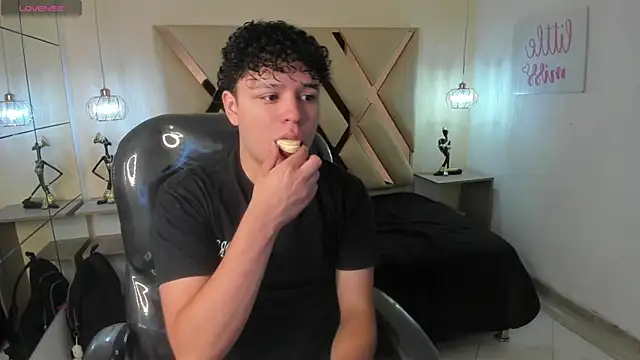 BenjaminBottonn online show from 10.11.25