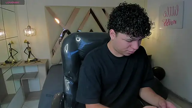 BenjaminBottonn online show from 10.20.25