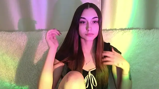 Snapshot of MelissaPristine chatting on 10.16.25 MelissaPristine online show from 10.16.25