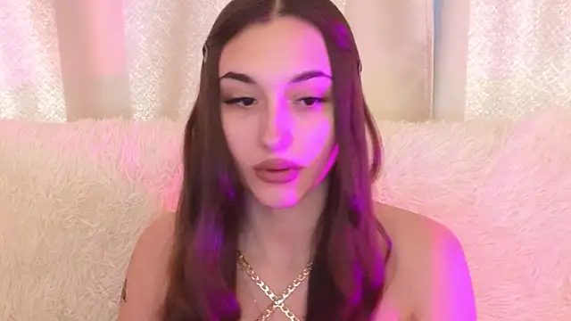 Snapshot of MelissaPristine chatting on 10.17.25 MelissaPristine online show from 10.17.25