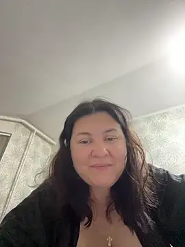 Liza Will online show from 10.18.25