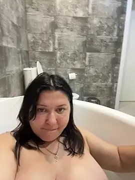 Liza Will online show from 11.18.25