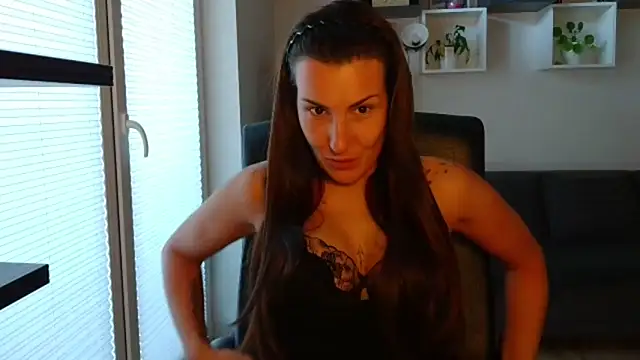 Snapshot of DonnaAmore chatting on 09.24.25 DonnaAmore online show from 09.24.25