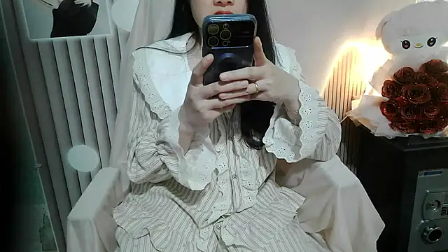 Emachiii online show from 11.13.25